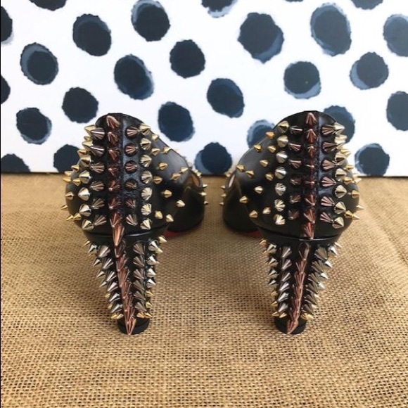 Christian Louboutin Blk Leather Spike Dinosa Pumps - Picture 2 of 8